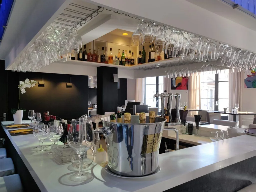 Private club of the wine bar - La Part des Anges in Lille