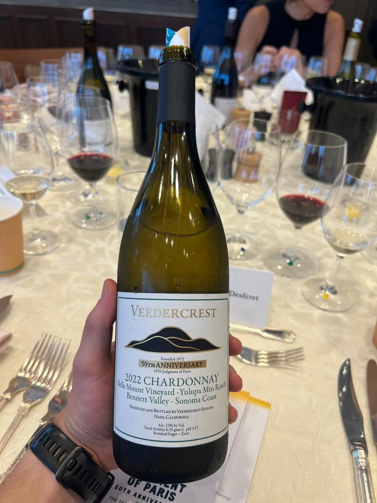 Veedercrest Chardonnay 2022 bottle, its label marking the 1976 Judgment of Paris