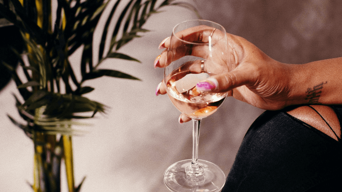How to Choose Wine for a Wedding: The Complete Guide